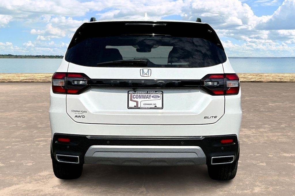 Honda Pilot Elite AWD 2025