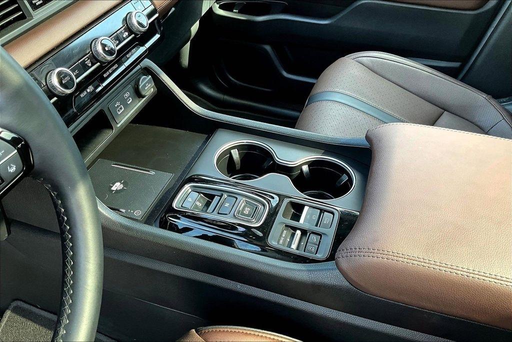Honda Pilot Elite AWD 2025