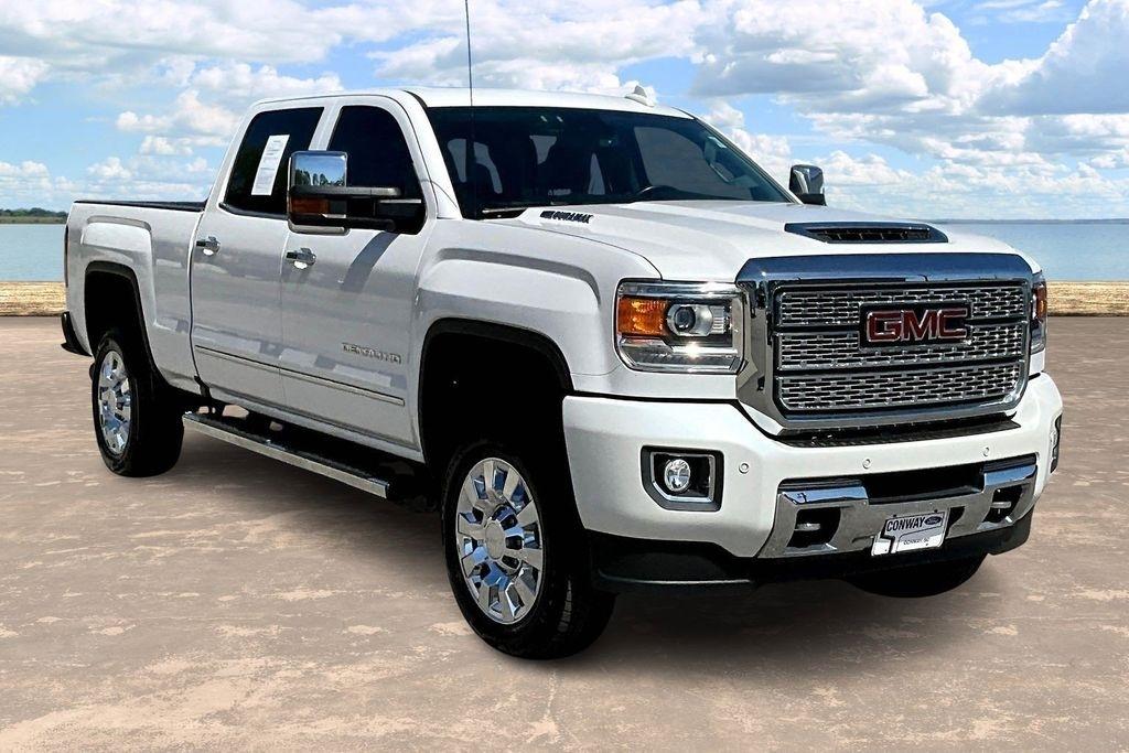 2018 GMC Sierra 2500HD Denali Crew Cab 4WD