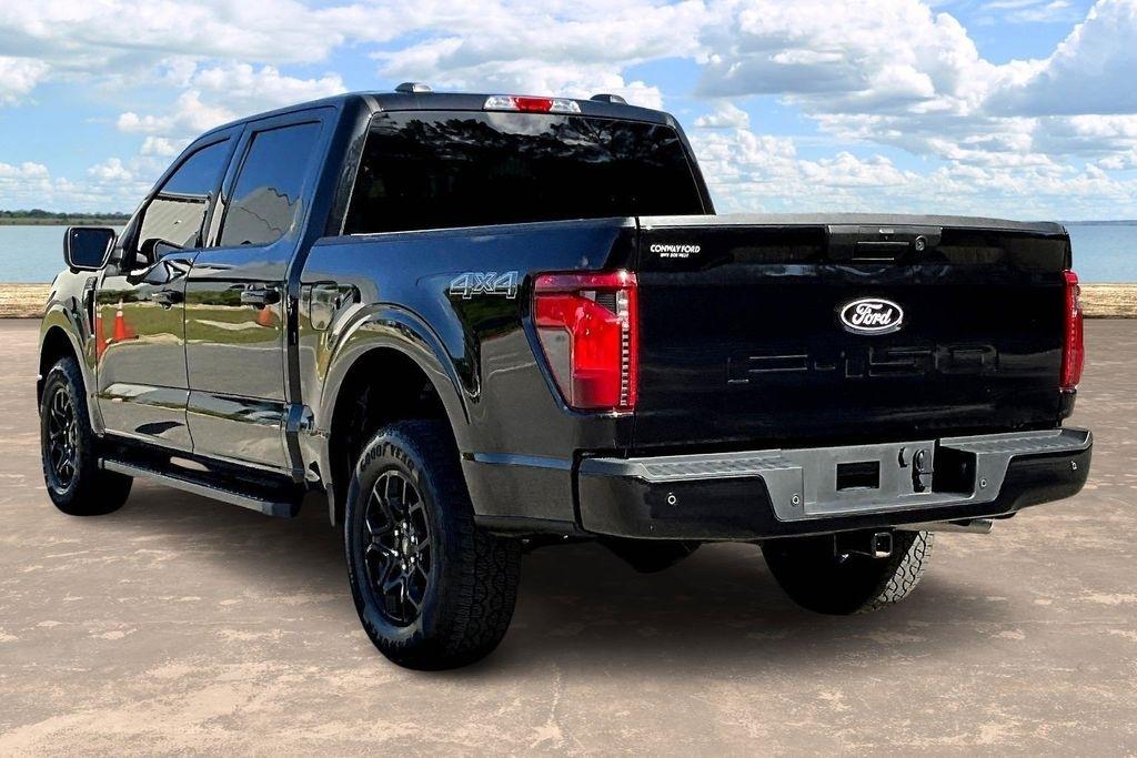 Ford F-150 XLT SuperCrew 4WD 2024