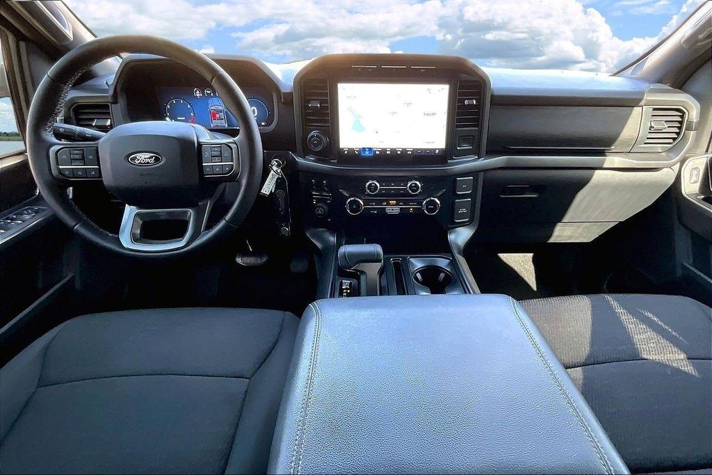 Ford F-150 XLT SuperCrew 4WD 2024