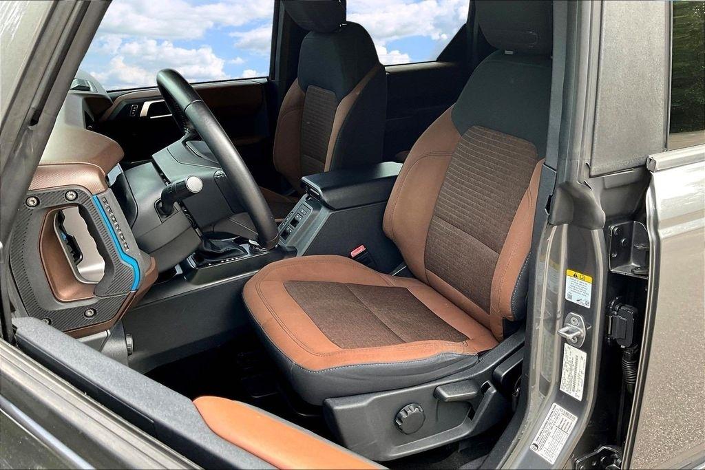 Ford Bronco Base 4-Door w/Advanced 2023