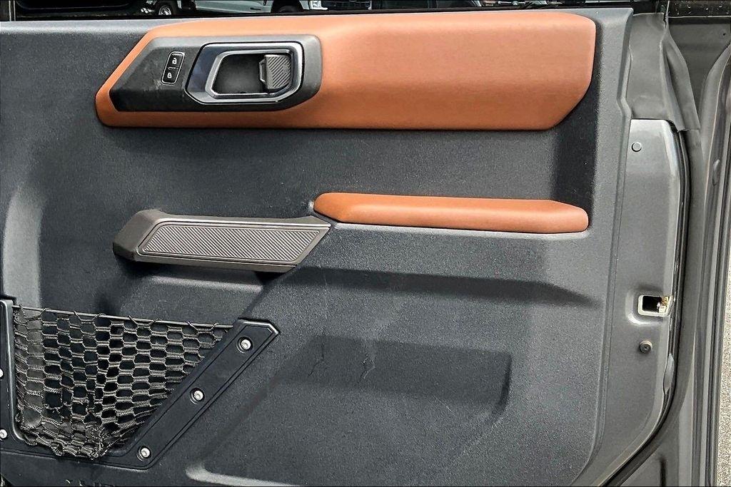Ford Bronco Base 4-Door w/Advanced 2023