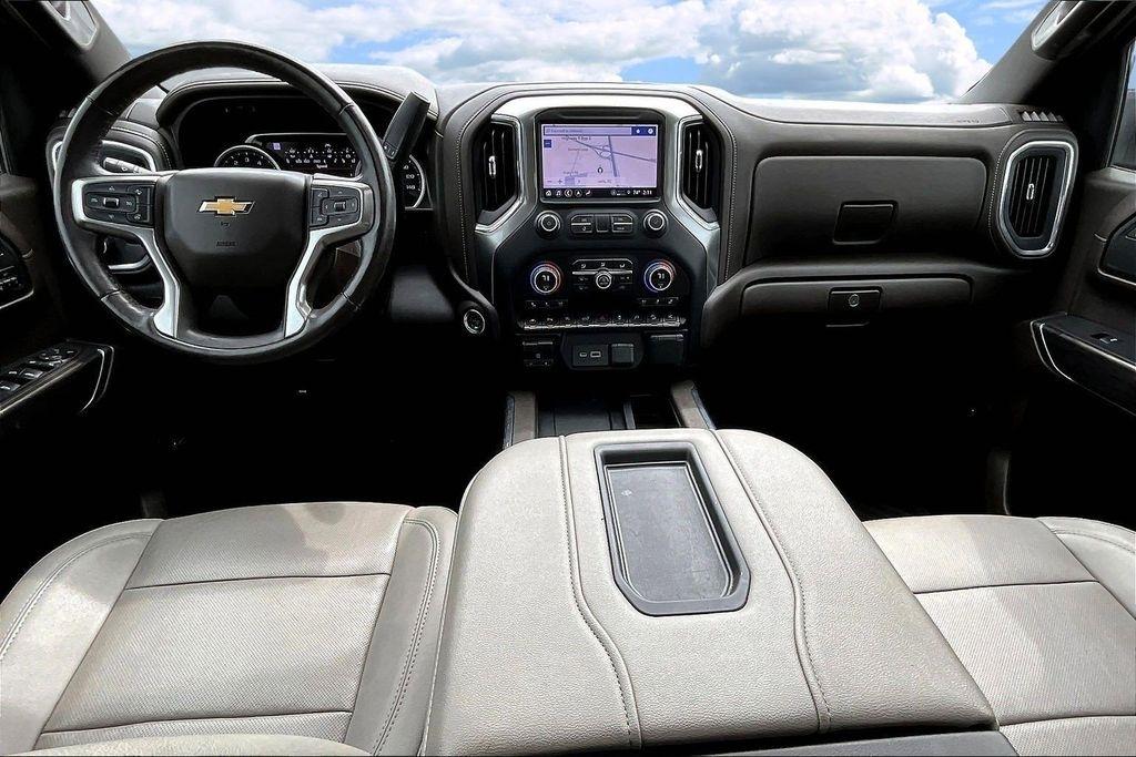 Chevrolet Silverado 1500 LTZ Crew Cab 4WD 2021