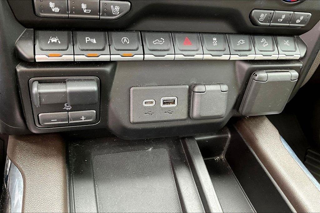Chevrolet Silverado 1500 LTZ Crew Cab 4WD 2021