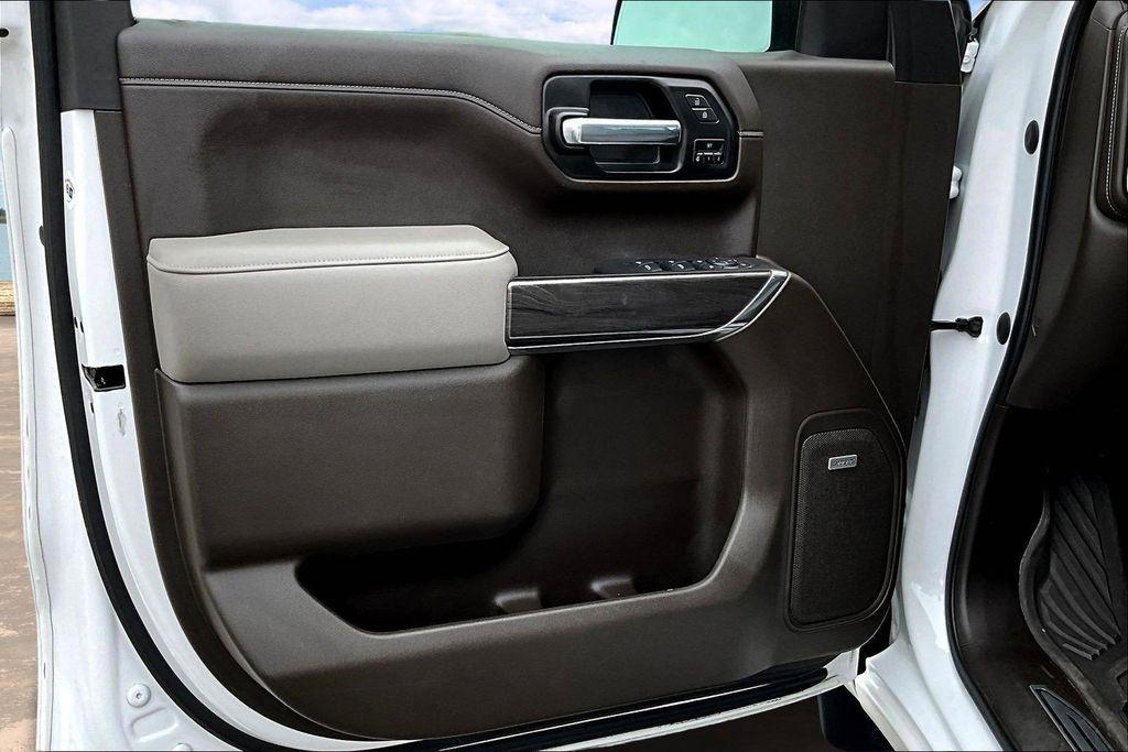 Chevrolet Silverado 1500 LTZ Crew Cab 4WD 2021