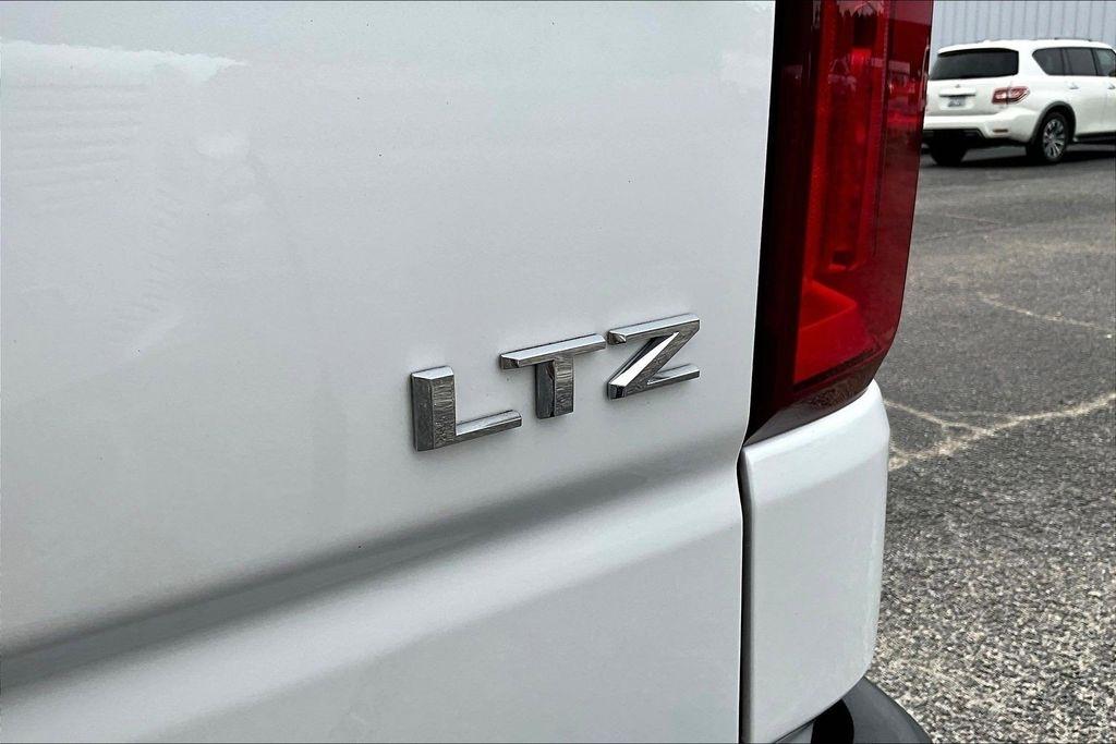 Chevrolet Silverado 1500 LTZ Crew Cab 4WD 2021