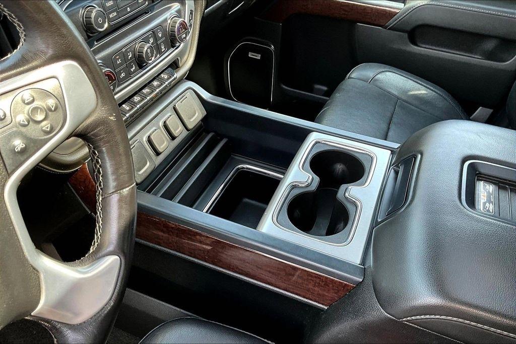 GMC Sierra 1500 SLT Crew Cab Short Box 4WD 2018
