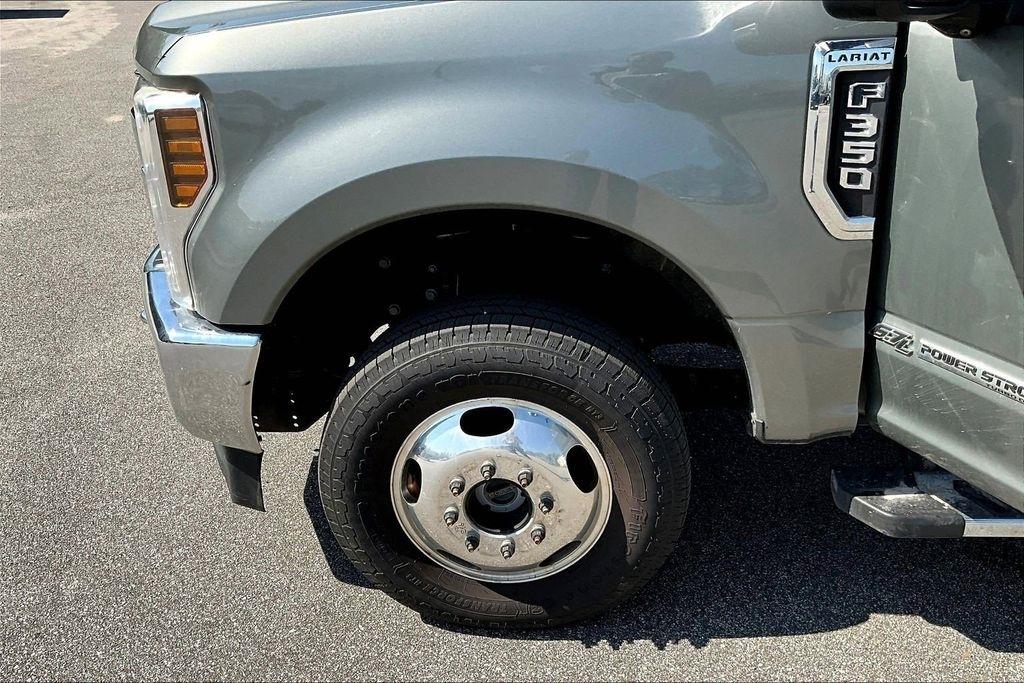 Ford F-350 SD Lariat Crew Cab Long Bed DRW 4WD 2019