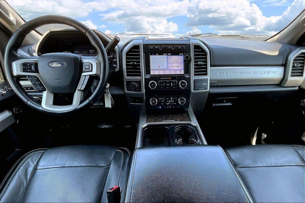 Ford F-350 SD Lariat Crew Cab Long Bed DRW 4WD 2019