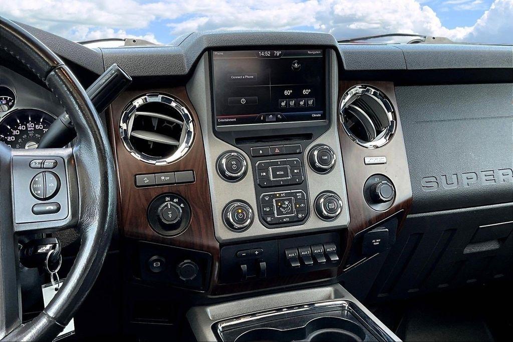 Ford F-350 SD King Ranch Crew Cab Long Bed 4WD 2016