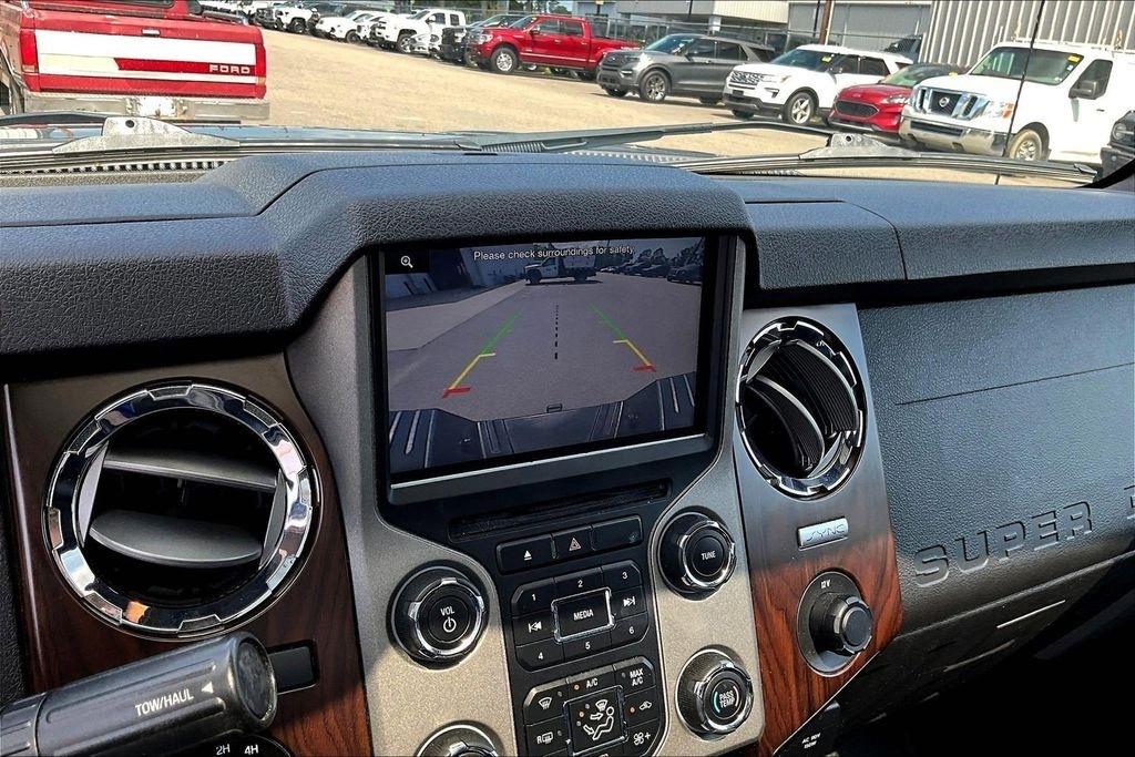 Ford F-350 SD King Ranch Crew Cab Long Bed 4WD 2016