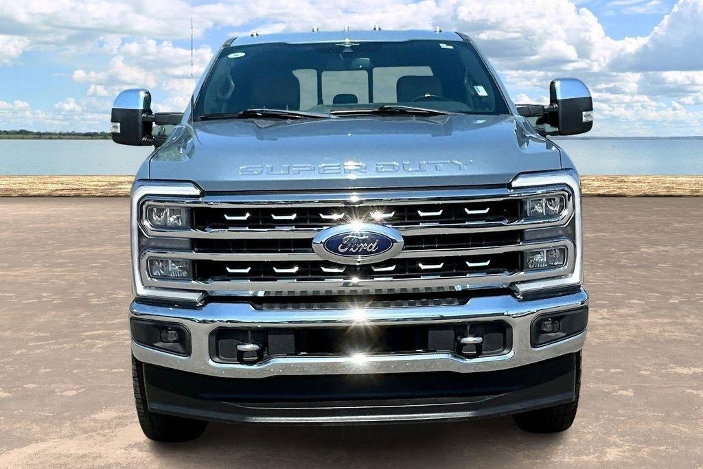 Ford F-250 SD XL Crew Cab 4WD 2023