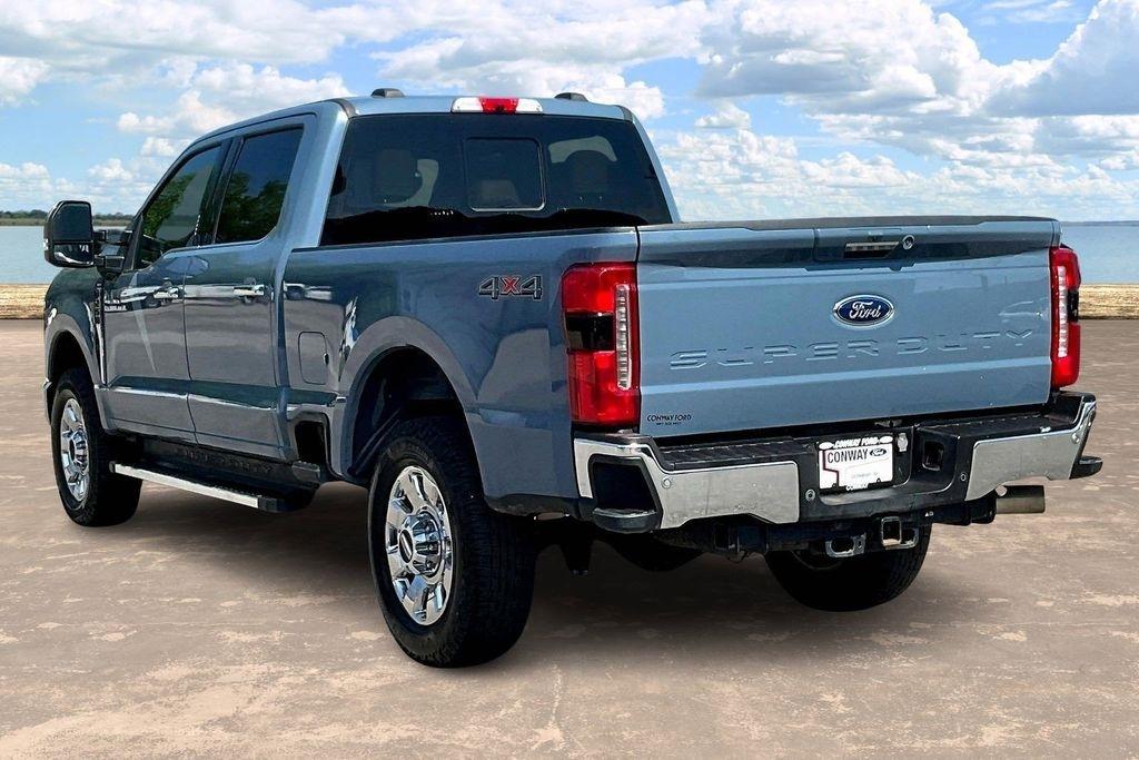 Ford F-250 SD XL Crew Cab 4WD 2023