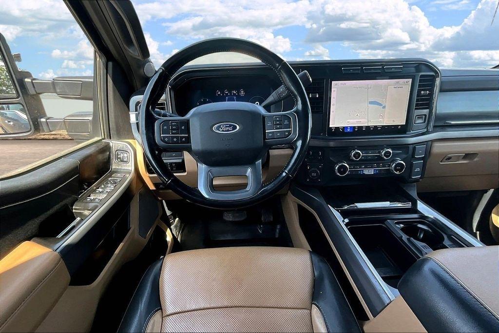 Ford F-250 SD XL Crew Cab 4WD 2023