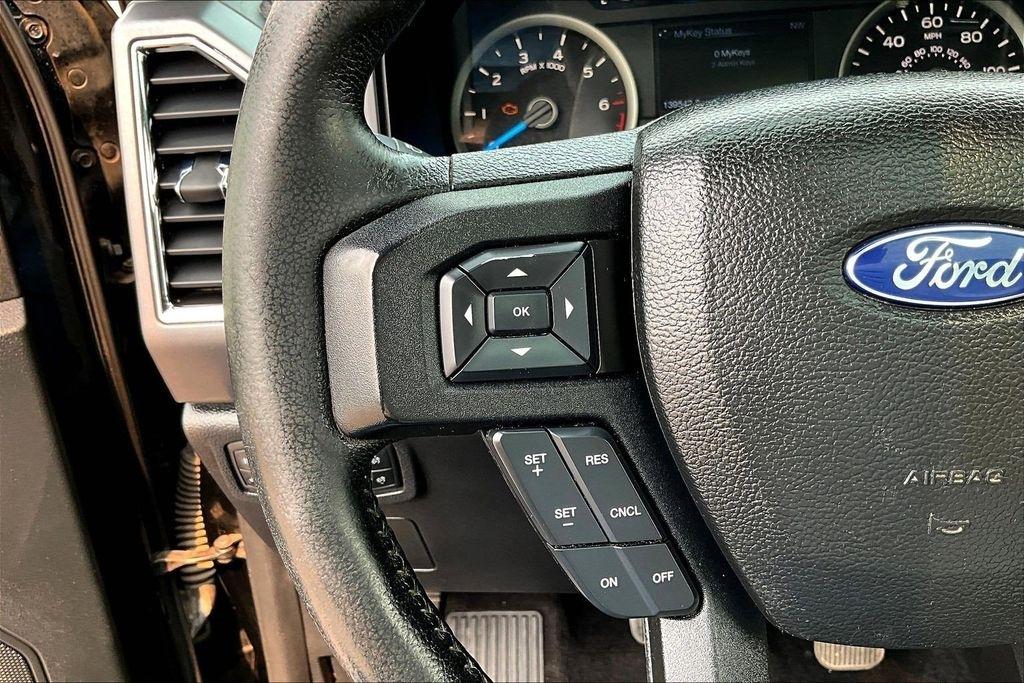 Ford F-150 Lariat SuperCrew 5.5-ft. Bed 4WD 2016