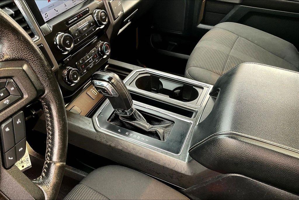 Ford F-150 Lariat SuperCrew 5.5-ft. Bed 4WD 2016