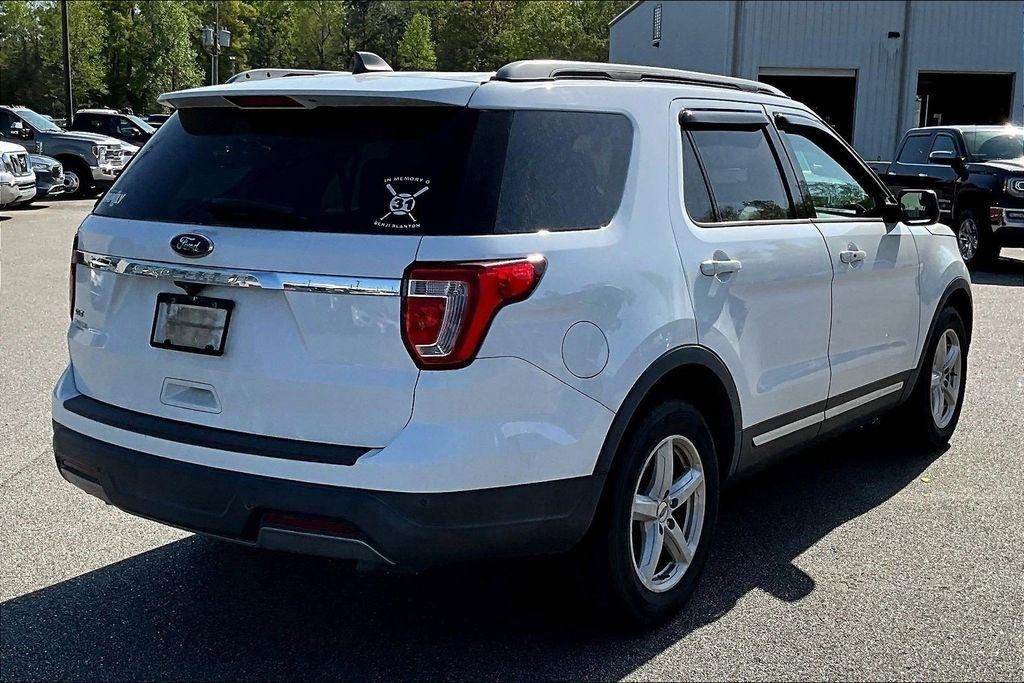 Ford Explorer XLT FWD 2019