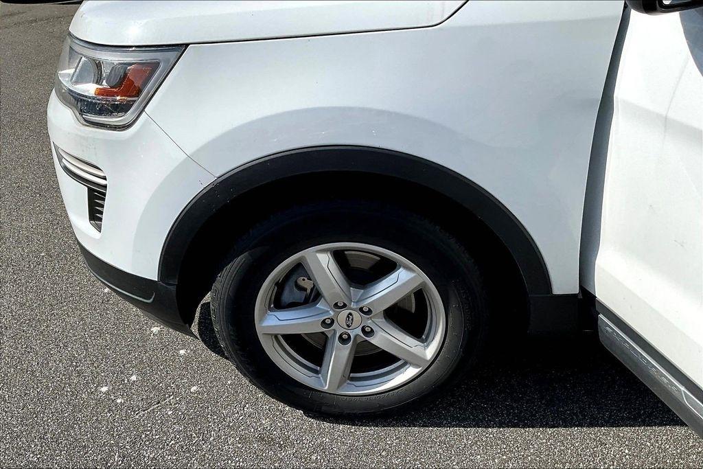 Ford Explorer XLT FWD 2019