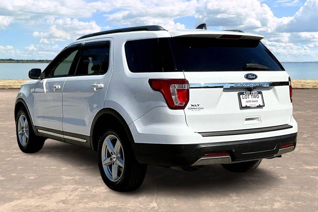 Ford Explorer XLT FWD 2019