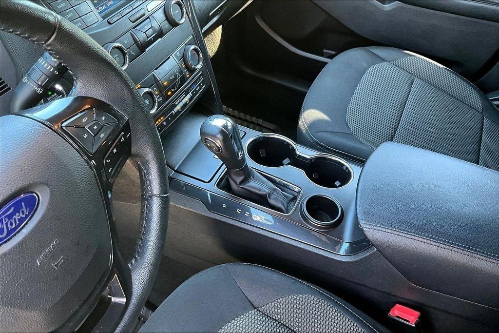 Ford Explorer XLT FWD 2019