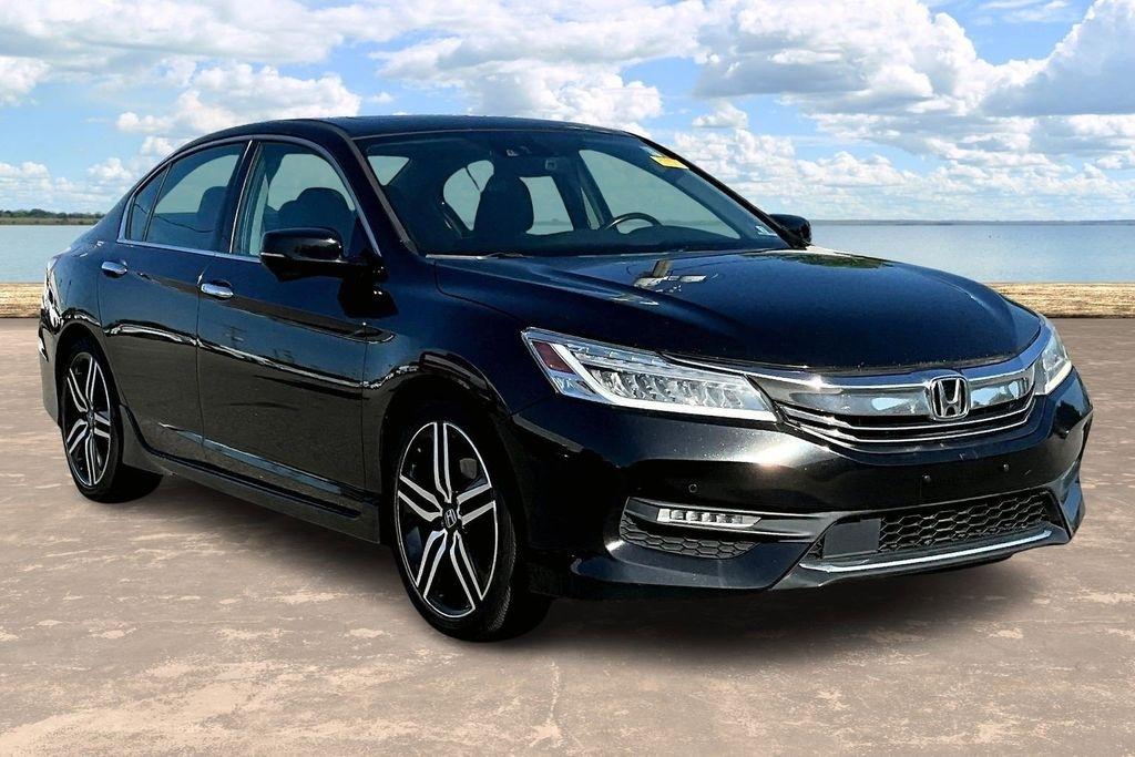 2017 Honda Accord Touring V6 Sedan 6-Spd AT