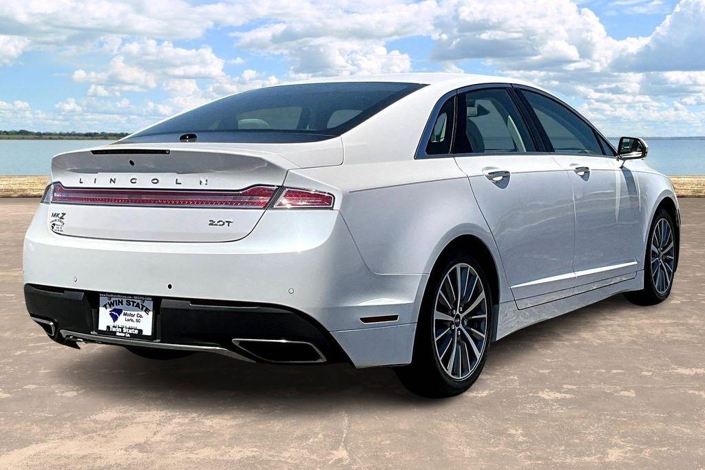 Lincoln MKZ Base 2019