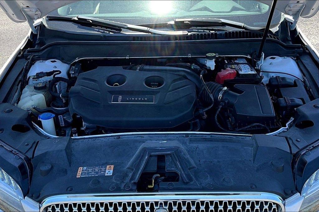 Lincoln MKZ Base 2019