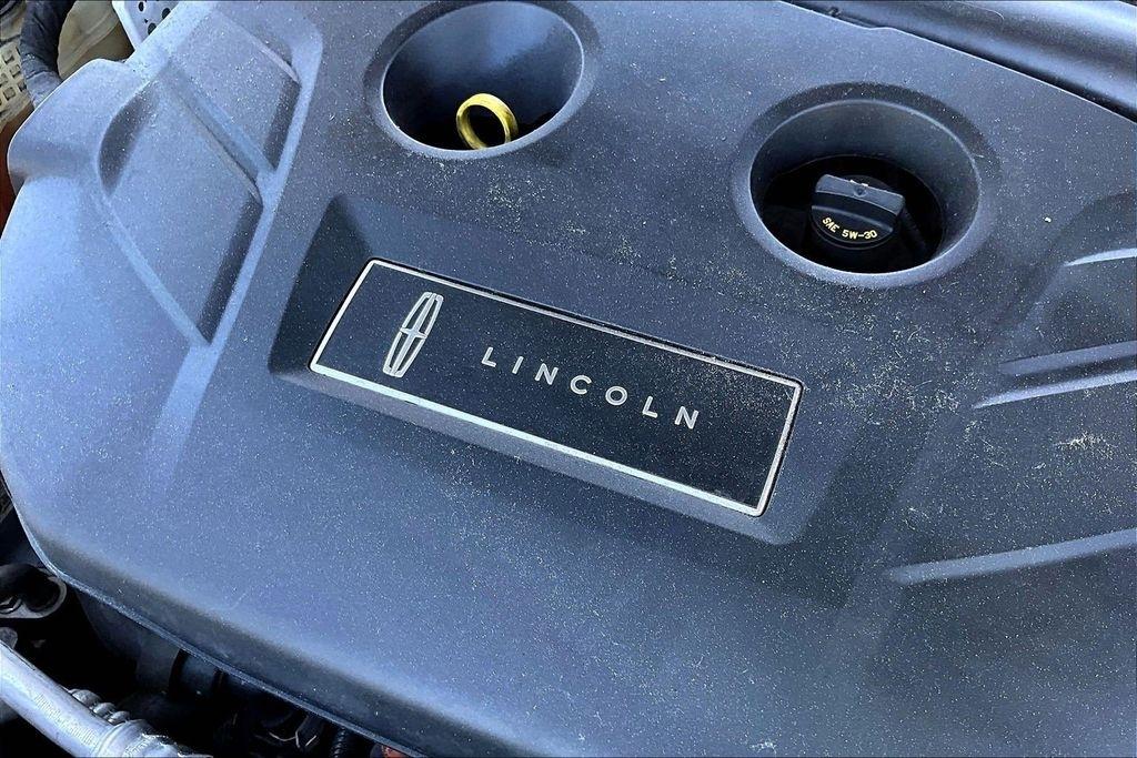 Lincoln MKZ Base 2019