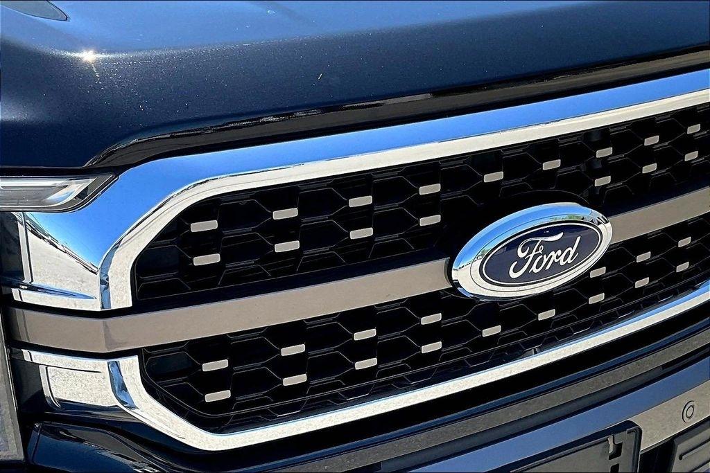 Ford F-150 Lariat SuperCrew 5.5-ft. Bed 4WD 2023