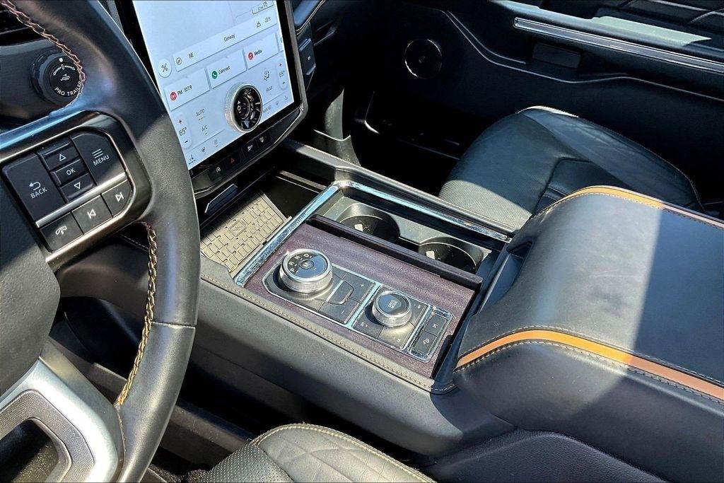 Ford Expedition Platinum 4WD 2023