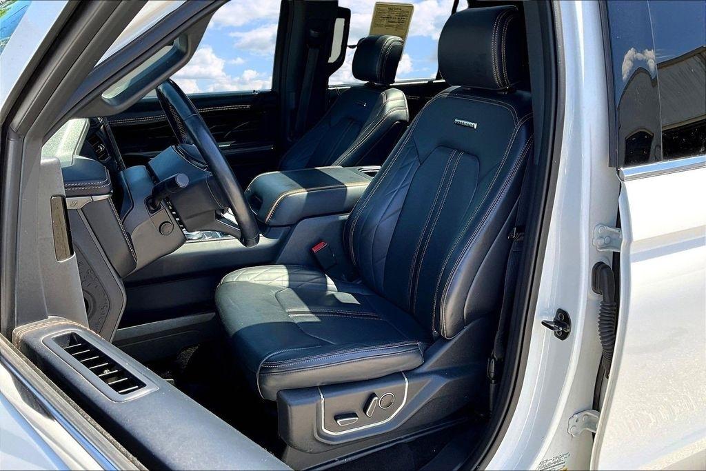 Ford Expedition Platinum 4WD 2023