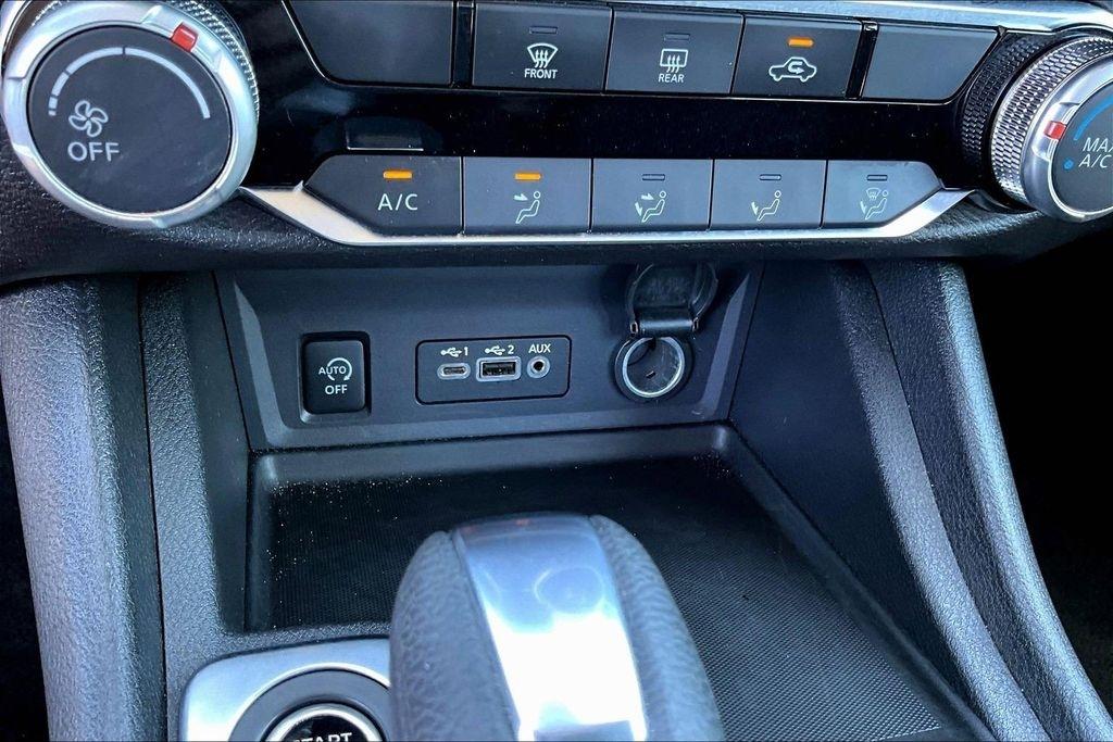 Nissan Sentra SV 2024