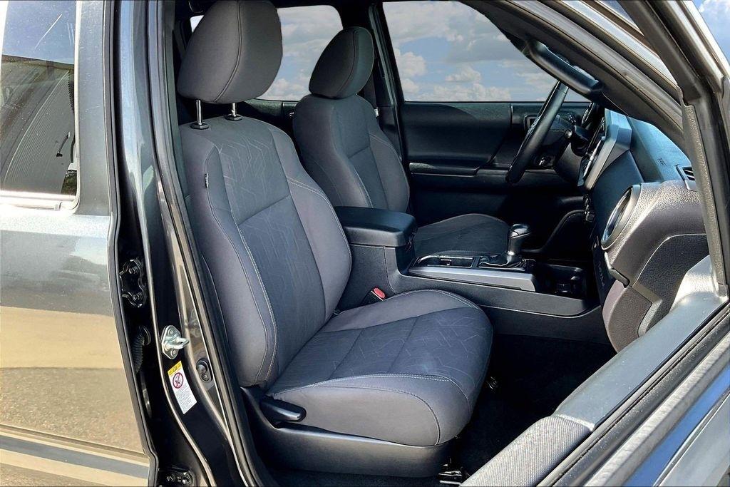 Toyota Tacoma SR5 Double Cab Long Bed V6 6AT 4WD 2019
