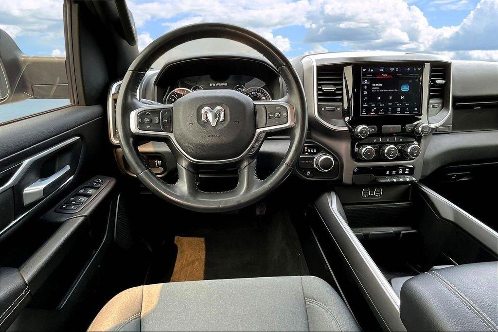 RAM 1500 Big Horn Quad Cab 2WD 2023