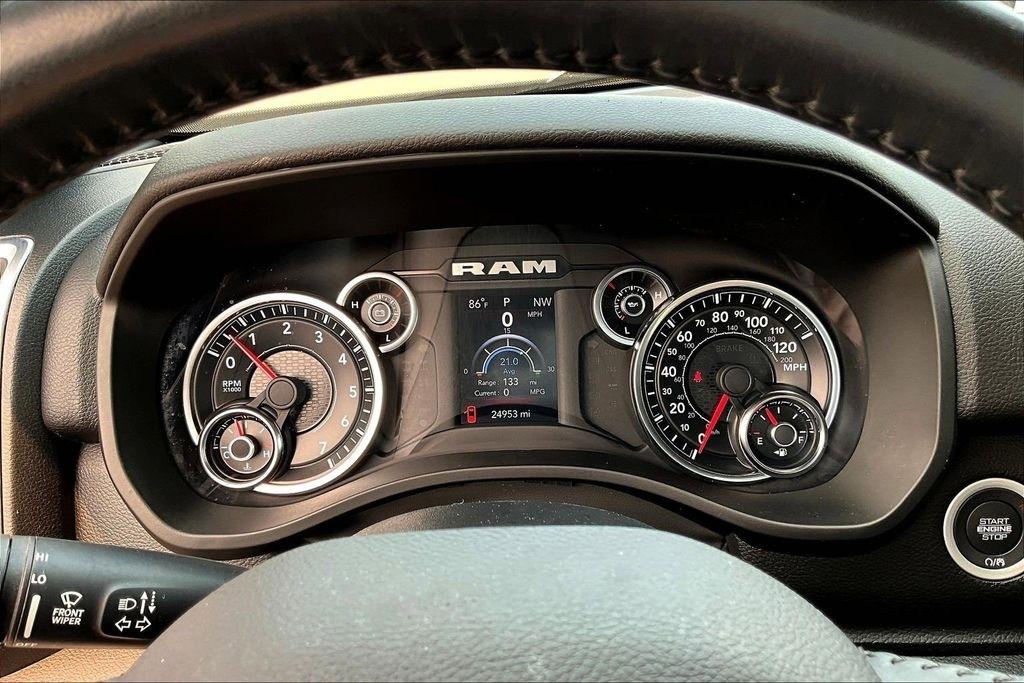 RAM 1500 Big Horn Quad Cab 2WD 2023