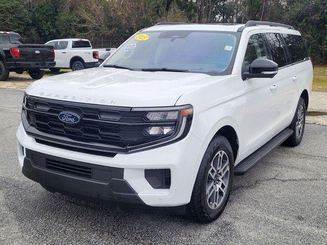 Ford Expedition MAX XLT 4WD 2025