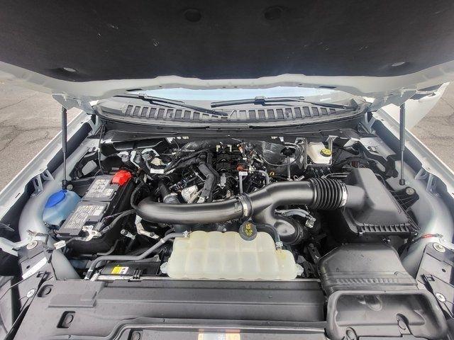 Ford Expedition MAX XLT 4WD 2025