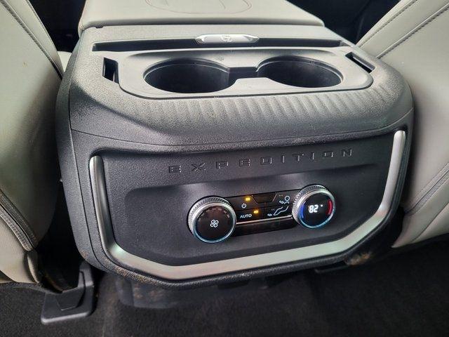 Ford Expedition MAX XLT 4WD 2025