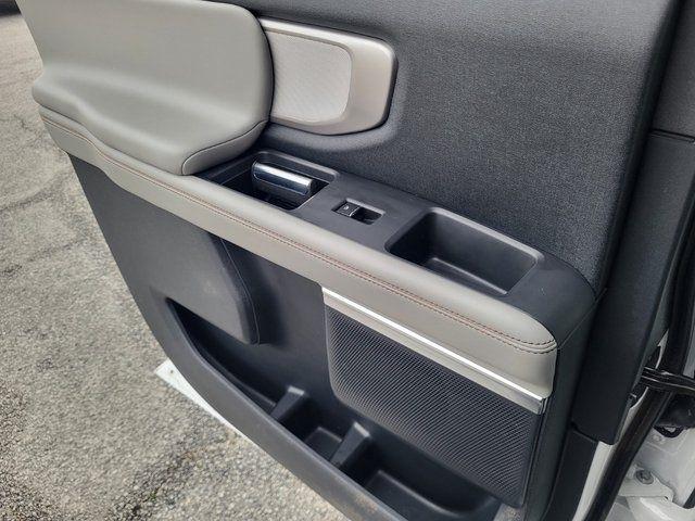 Ford Expedition MAX XLT 4WD 2025