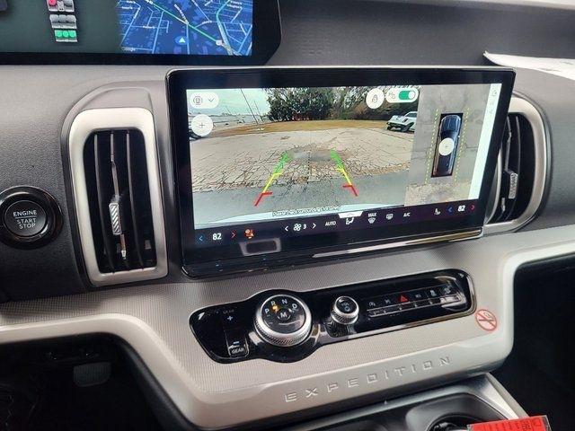 Ford Expedition MAX XLT 4WD 2025