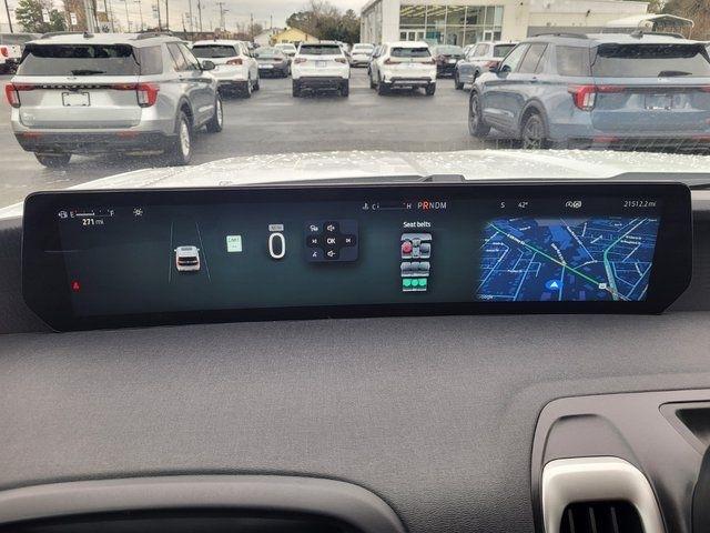 Ford Expedition MAX XLT 4WD 2025