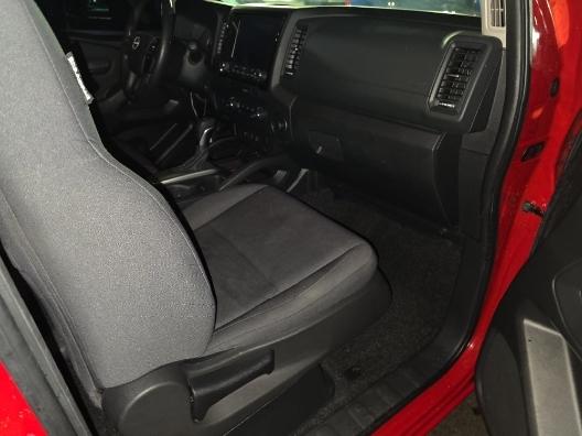 Nissan Frontier  2022