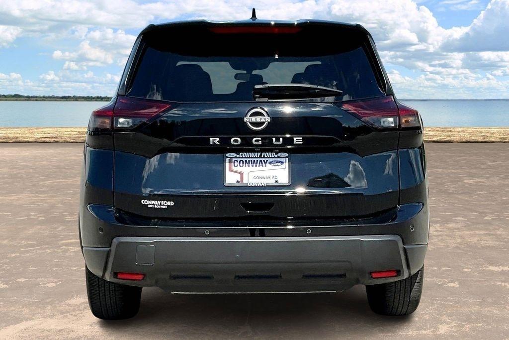 Nissan Rogue SV 2025