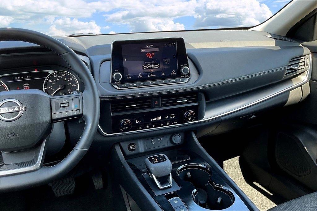Nissan Rogue SV 2025