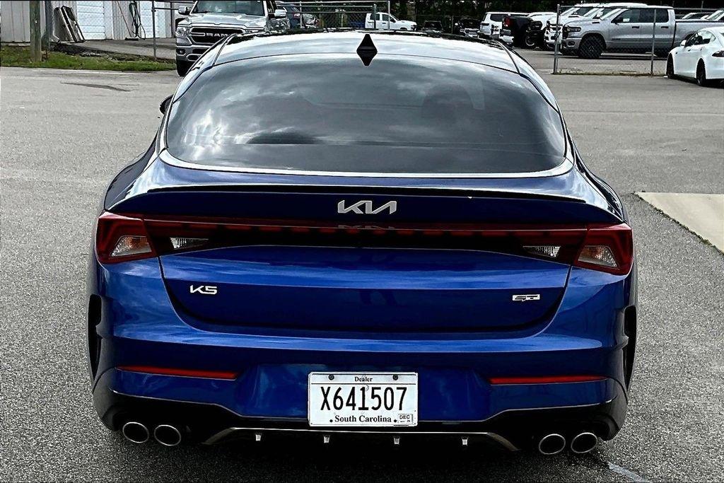 View vehicle photo 6