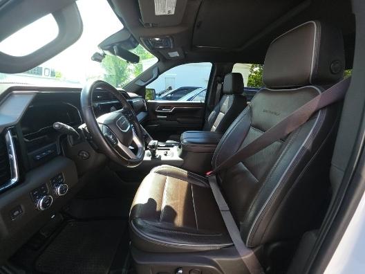 GMC Sierra 1500 Denali Crew Cab Short Box 4WD 2023