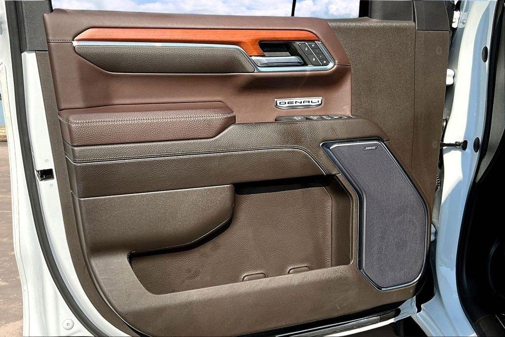 GMC Sierra 1500 Denali Crew Cab Short Box 4WD 2023