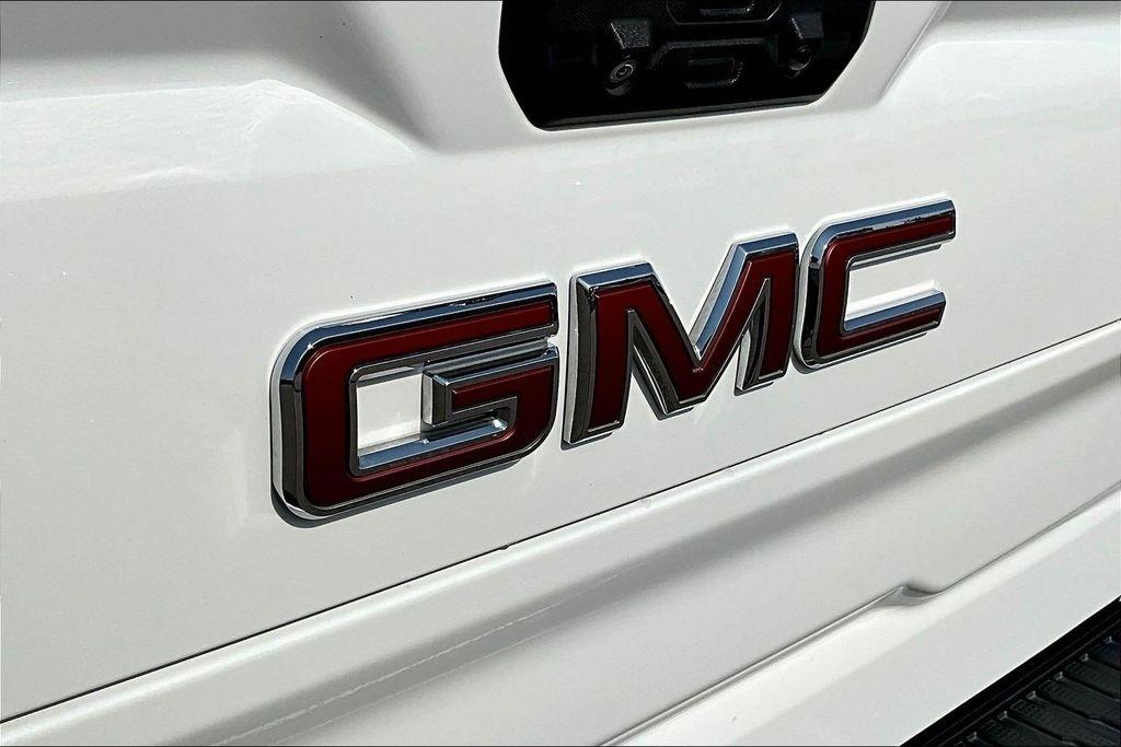 GMC Sierra 1500 Denali Crew Cab Short Box 4WD 2023