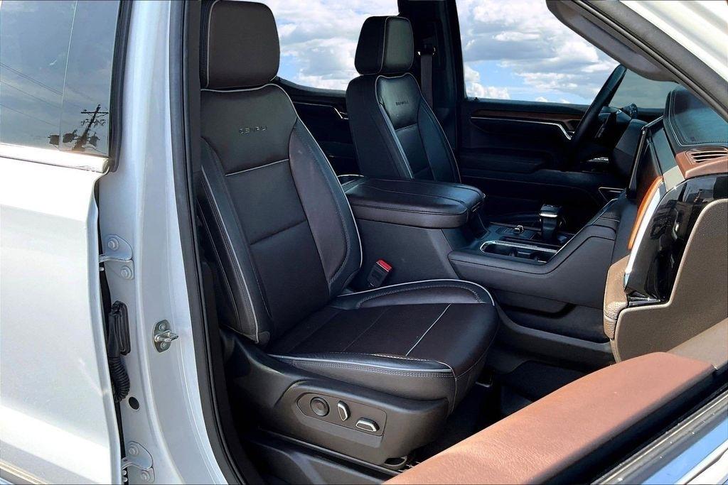 GMC Sierra 1500 Denali Crew Cab Short Box 4WD 2023